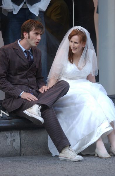 Doctor_Who_-_Christmas_Episodes__-_The_Runaway_Bride_-_On_Set_(01).jpg