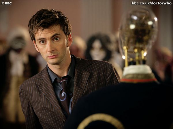 Doctor_Who_-_Season_2_-_HQ_Images_-_BBC_Wallpapers_(18).jpg