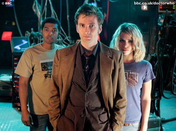 Doctor_Who_-_Season_2_-_HQ_Images_-_BBC_Wallpapers_(25).jpg