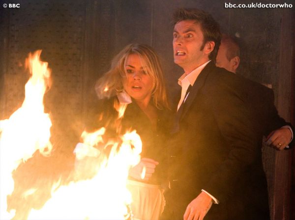 Doctor_Who_-_Season_2_-_HQ_Images_-_BBC_Wallpapers_(35).jpg