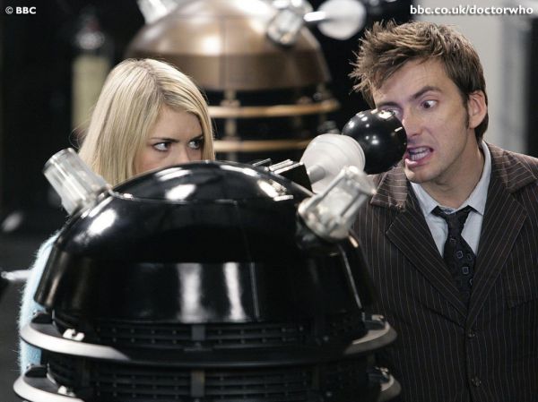 Doctor_Who_-_Season_2_-_HQ_Images_-_BBC_Wallpapers_(90).jpg