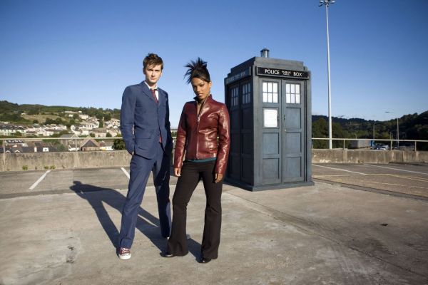Doctor_Who_-_Season_3_-_HQ_Images_-_Promotional_Photos_(30).jpg