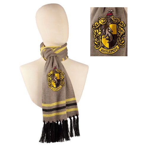 L_4HOUSES_Accessories_Neckwear_HarryPotter_Accessories_HufflepuffScarf_1231740.JPG