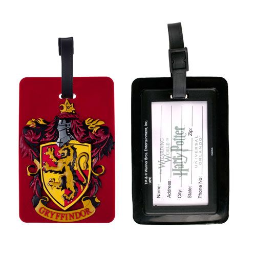 L_4HOUSES_Souvenirs_Gifts_HarryPotter_Souvenirs_GryffindorLuggageTag_1230242.JPG
